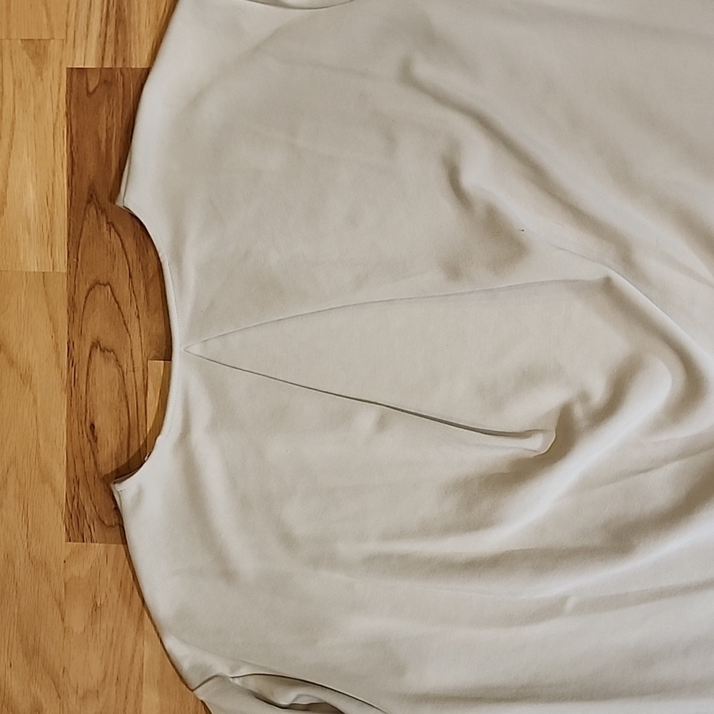 Uniqlo Matching Set Top and Bottom - Picture 6 of 8